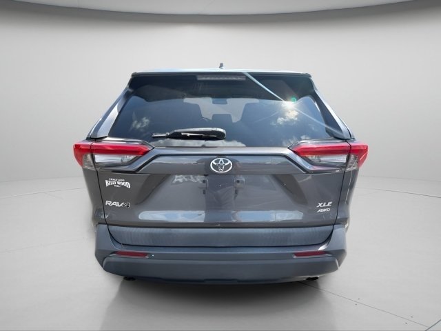 Used 2020 Toyota RAV4 XLE AWD/4WD image 12