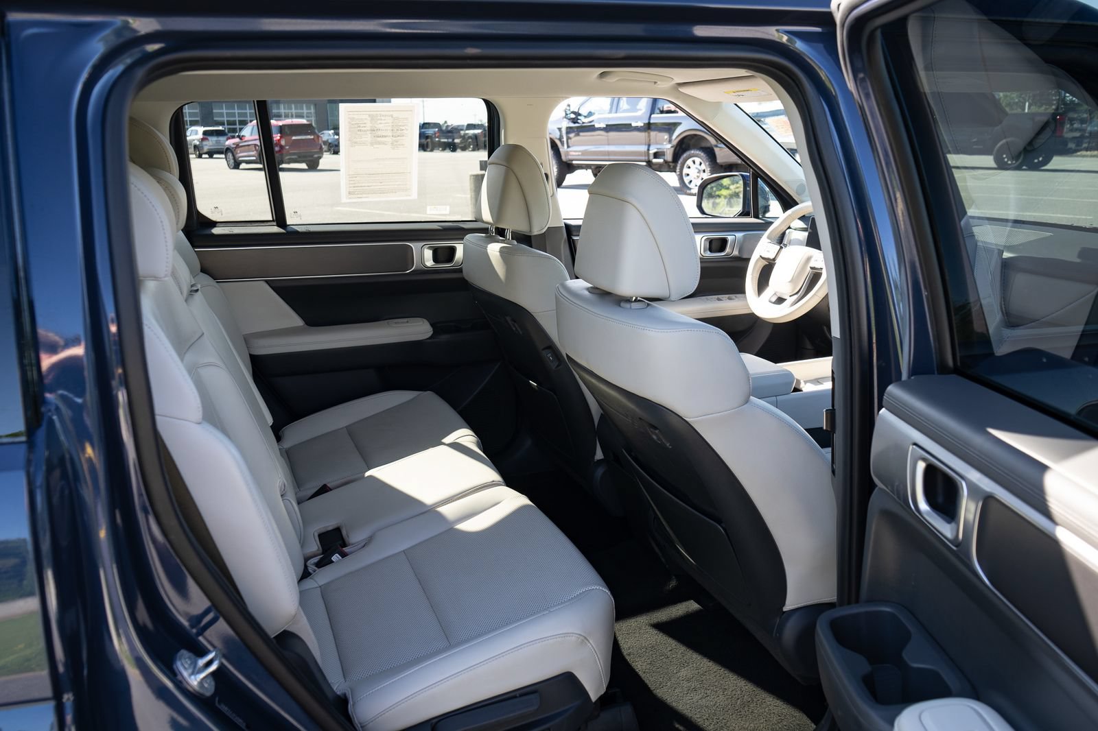 Used 2025 Hyundai Santa Fe SEL AWD/4WD image 21