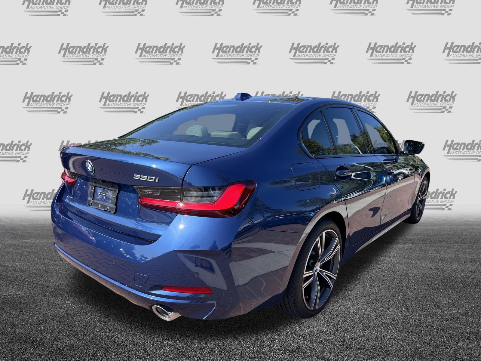 Certified 2023 BMW 330i Sedan w/ Premium Package RWD image 10