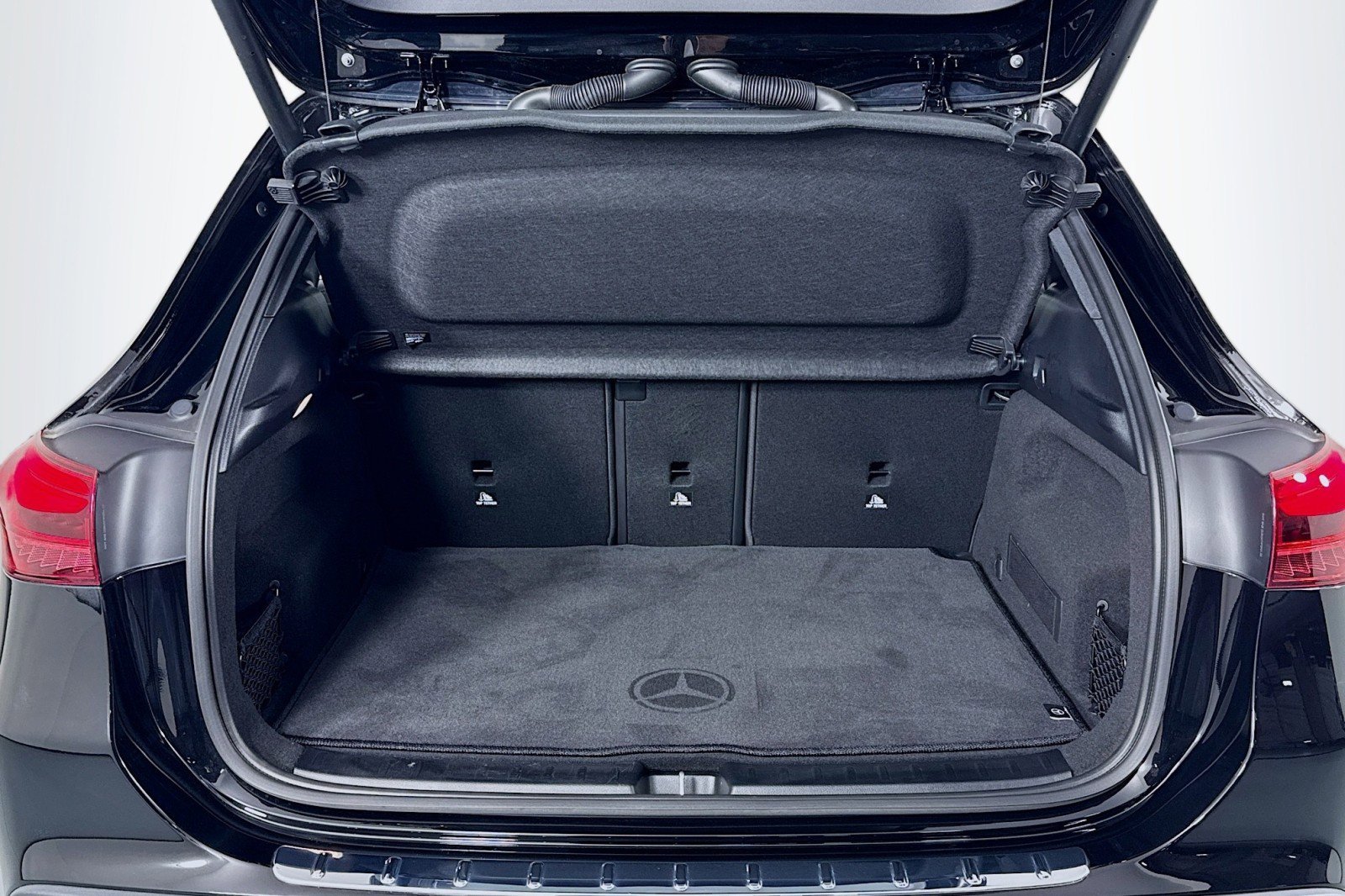 Certified 2025 Mercedes-Benz GLA 250 image 22