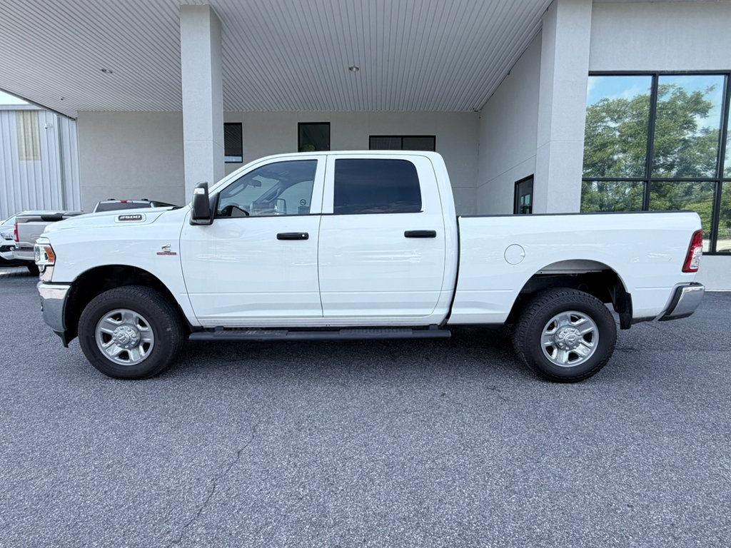 Used 2024 RAM 2500 Tradesman w/ Chrome Appearance Group AWD/4WD image 5