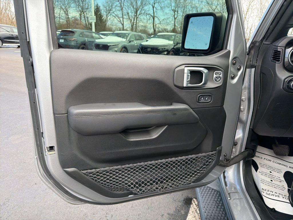 Used 2021 Jeep Wrangler Unlimited Sahara image 17