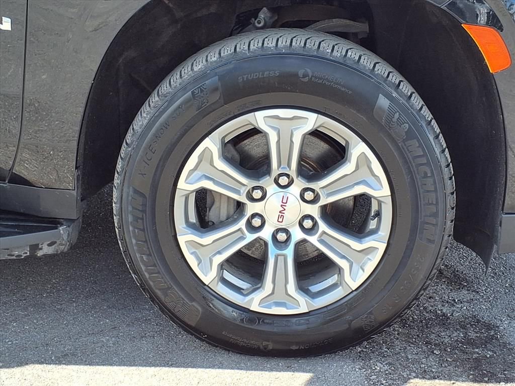 Used 2022 GMC Yukon SLE AWD/4WD image 9