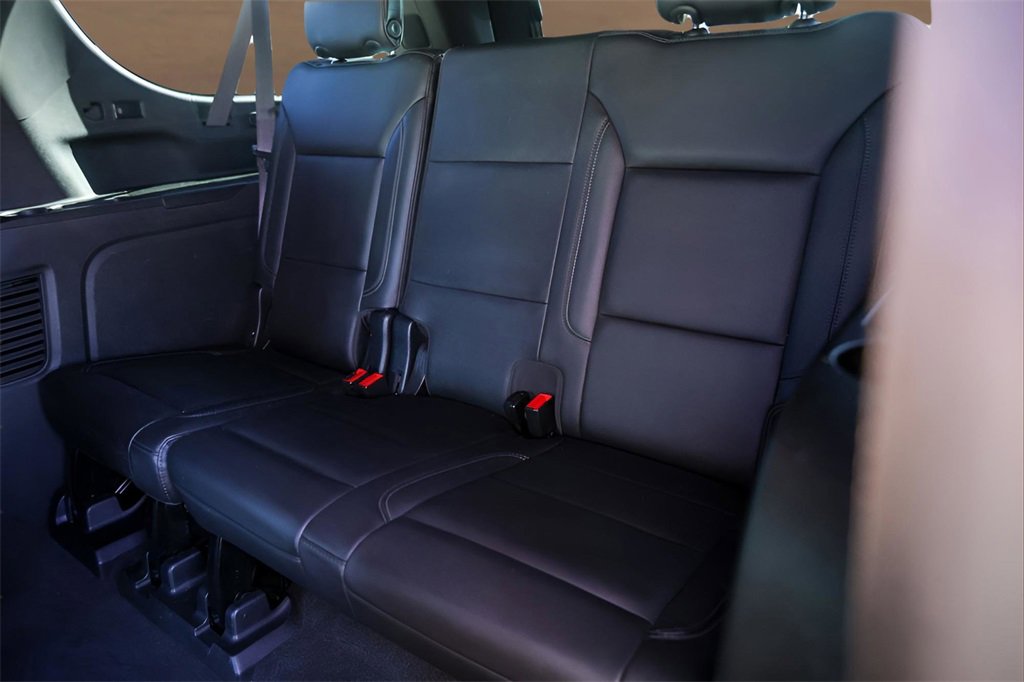 Used 2021 Chevrolet Suburban Z71 image 26