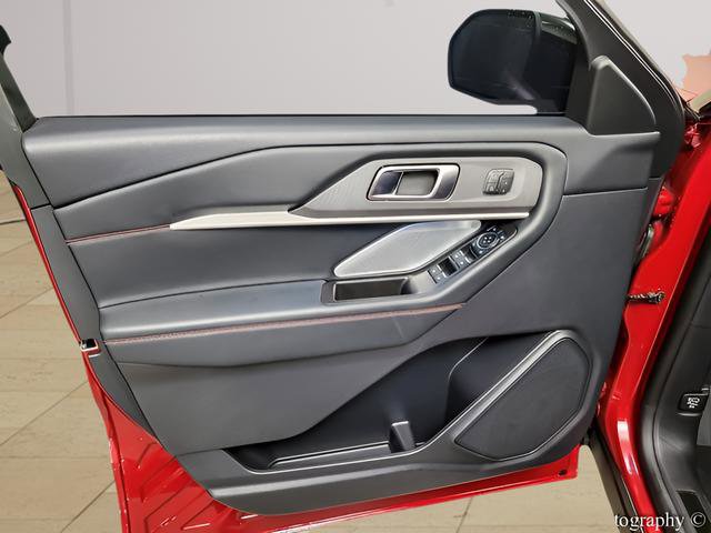 Used 2025 Ford Explorer ST w/ Sun And Sound Package image 23