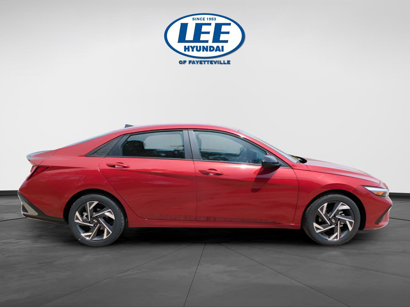 Certified 2025 Hyundai Elantra Sport image 2