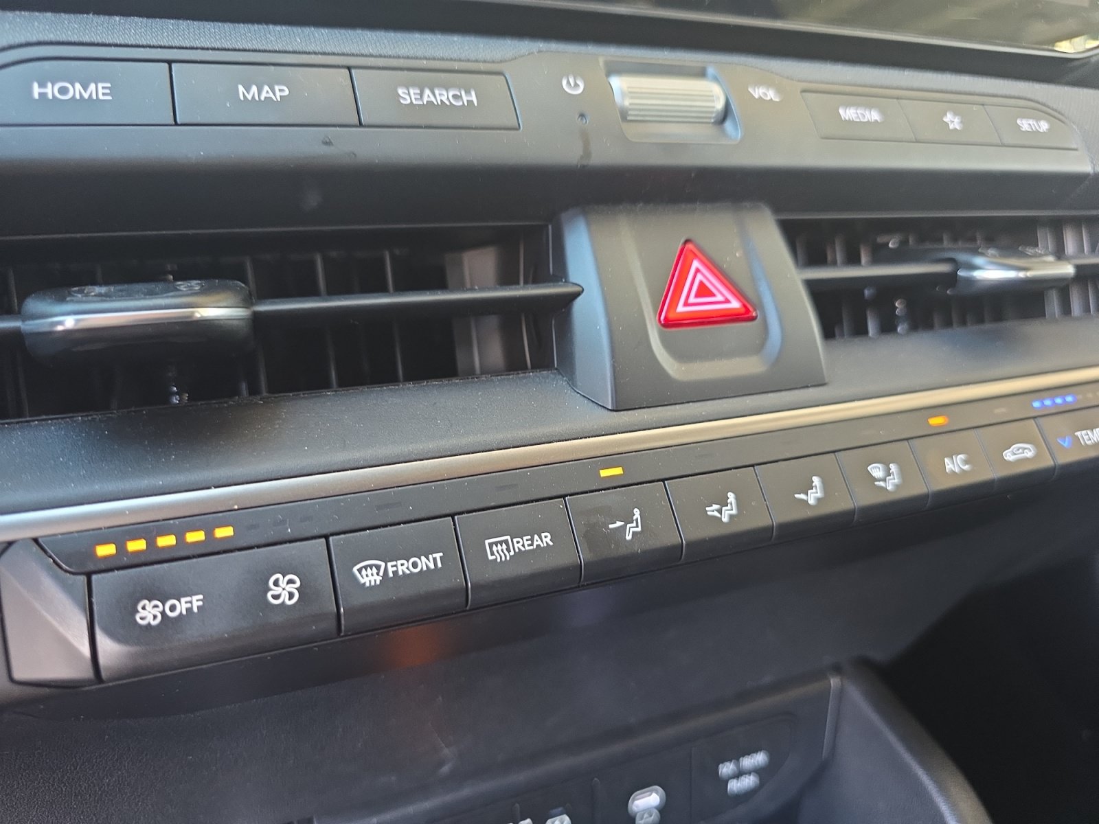 Certified 2025 Kia K4 FWD image 16
