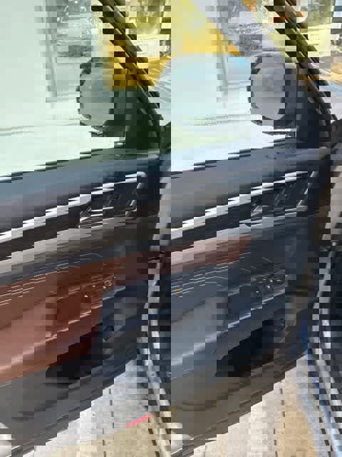 Certified 2023 Volkswagen Atlas SE w/ Panoramic Sunroof Package image 12