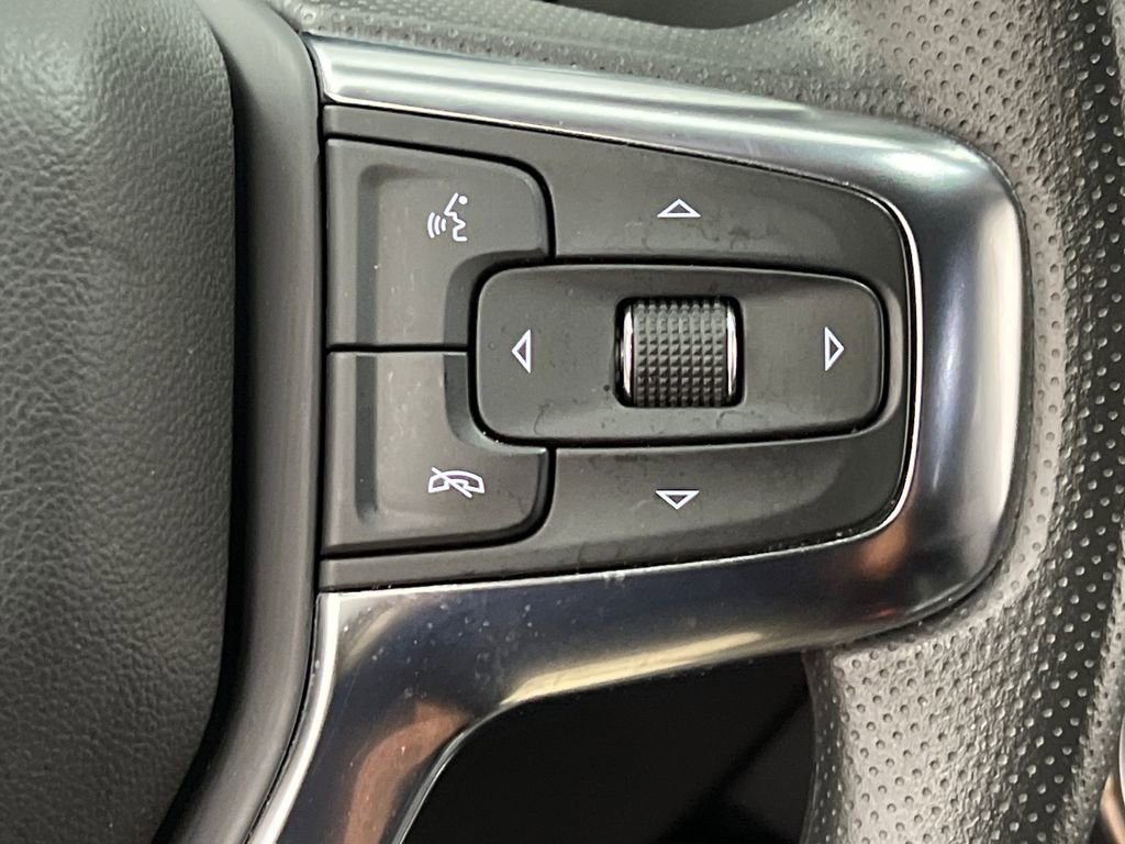 Used 2025 Chevrolet Blazer LT image 42