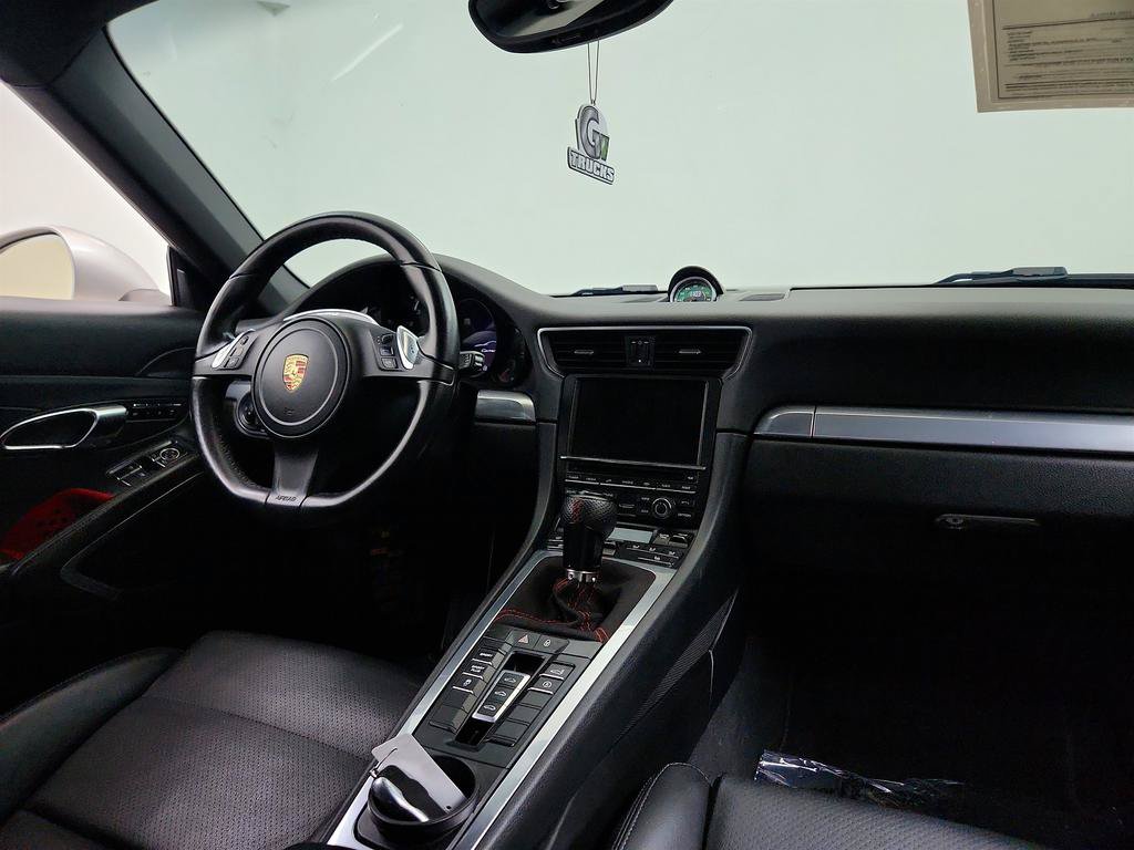 Used 2013 Porsche 911 GT3 RS image 23