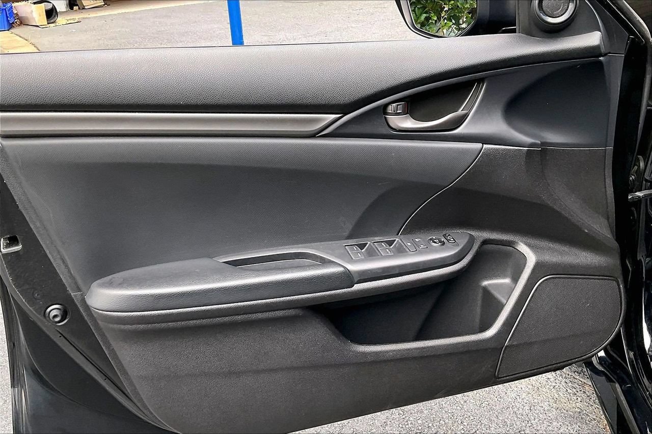Used 2021 Honda Civic Sport image 24