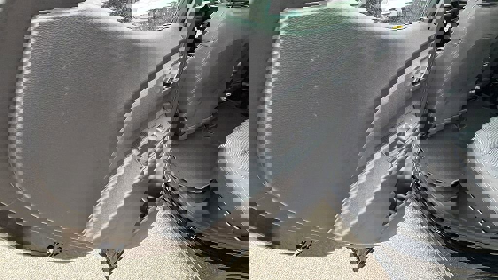 New 2027 Chevrolet Bolt LT image 15