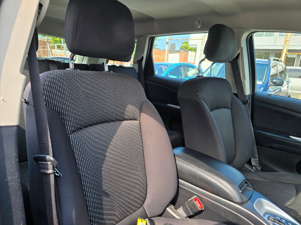 Used 2013 Dodge Journey American Value Package FWD image 6