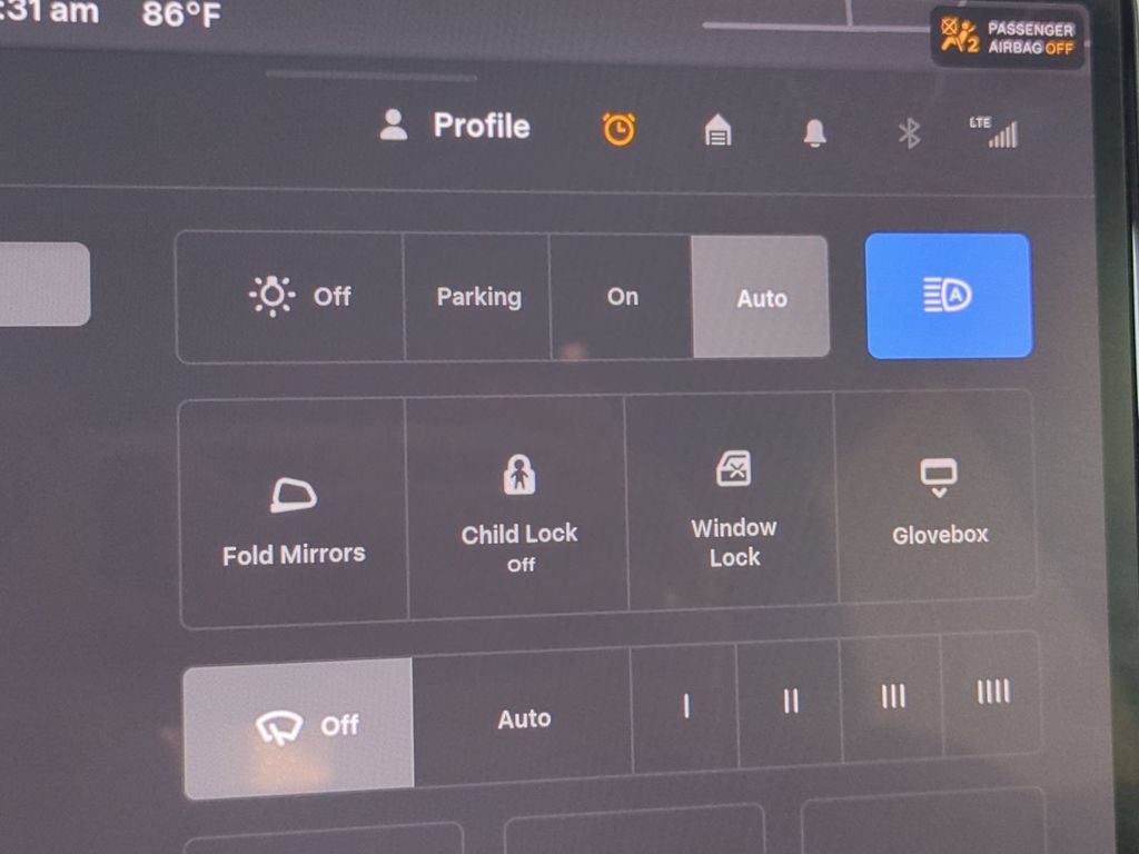 Used 2025 Tesla Model 3 Long Range RWD image 33