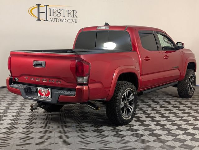 Used 2017 Toyota Tacoma TRD Sport w/ Tow Package RWD image 7