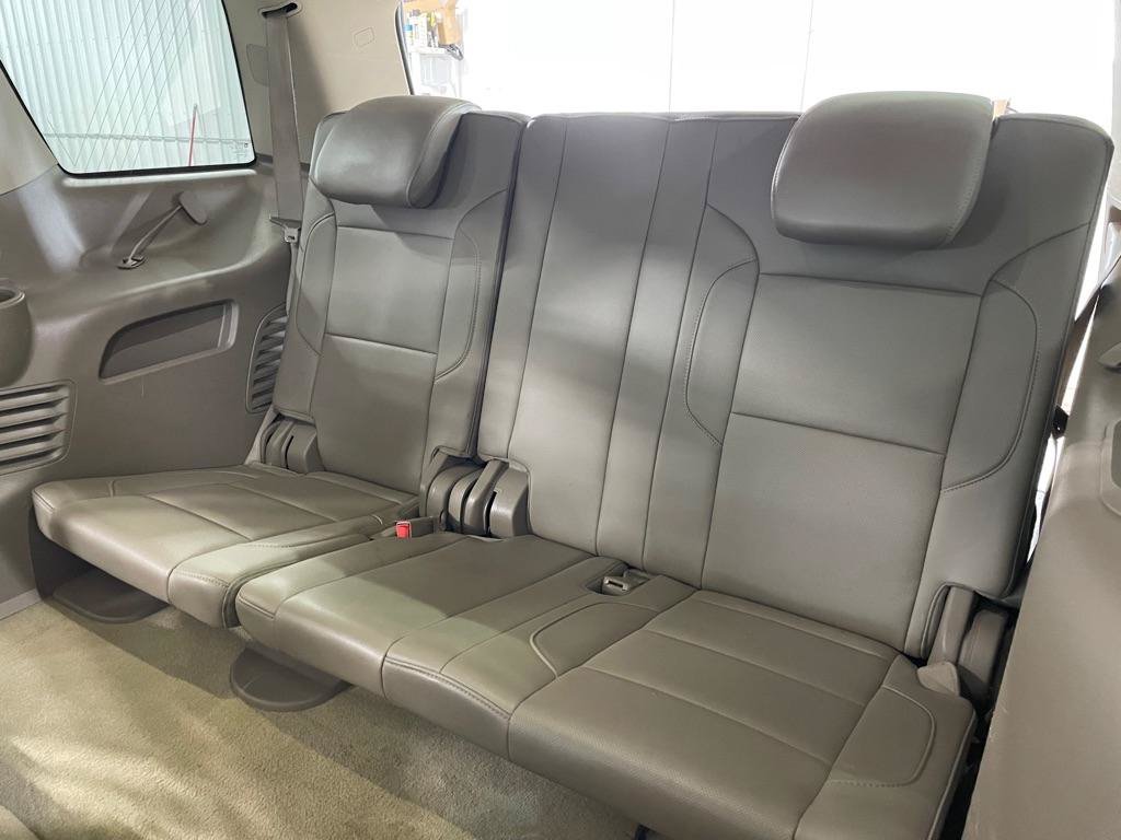 Used 2015 Chevrolet Tahoe LTZ AWD/4WD image 17