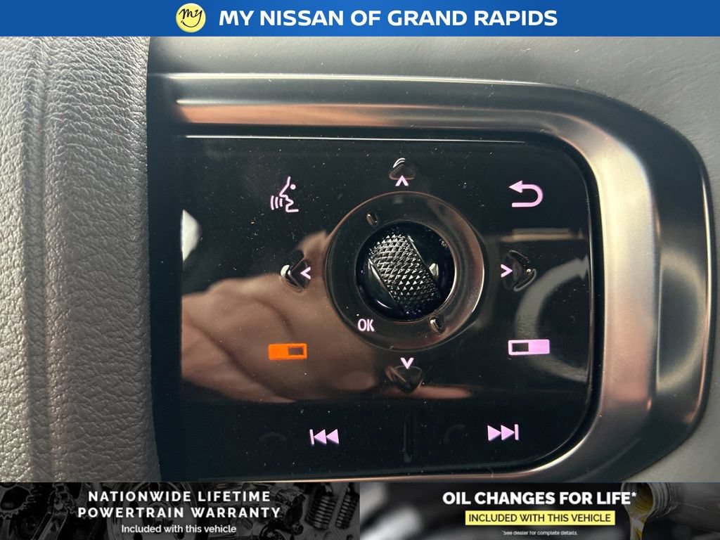 New 2026 Nissan Armada PRO-4X w/ Captain's Chari Seat Package AWD/4WD image 17