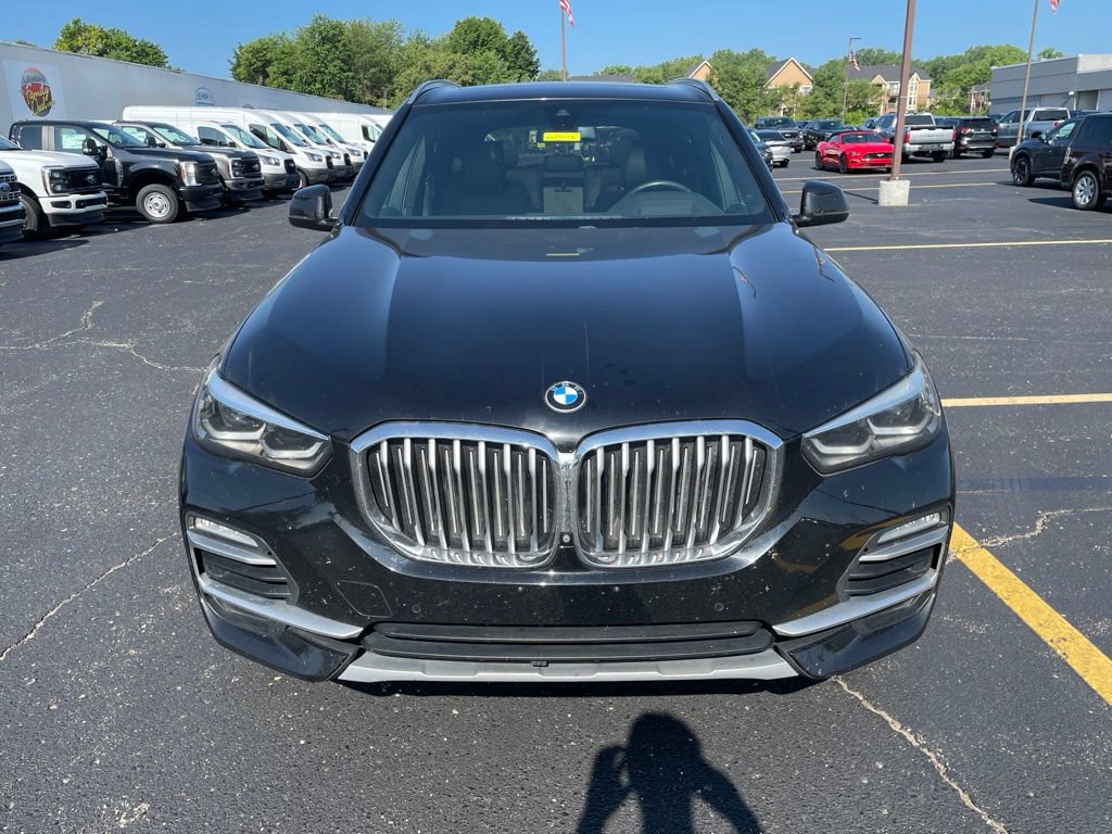 Used 2019 BMW X5 xDrive40i w/ Premium Package 2 AWD/4WD image 2