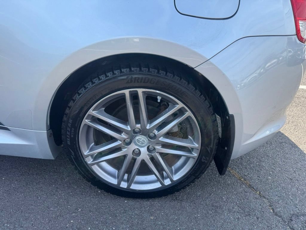 Used 2013 Scion tC FWD image 15