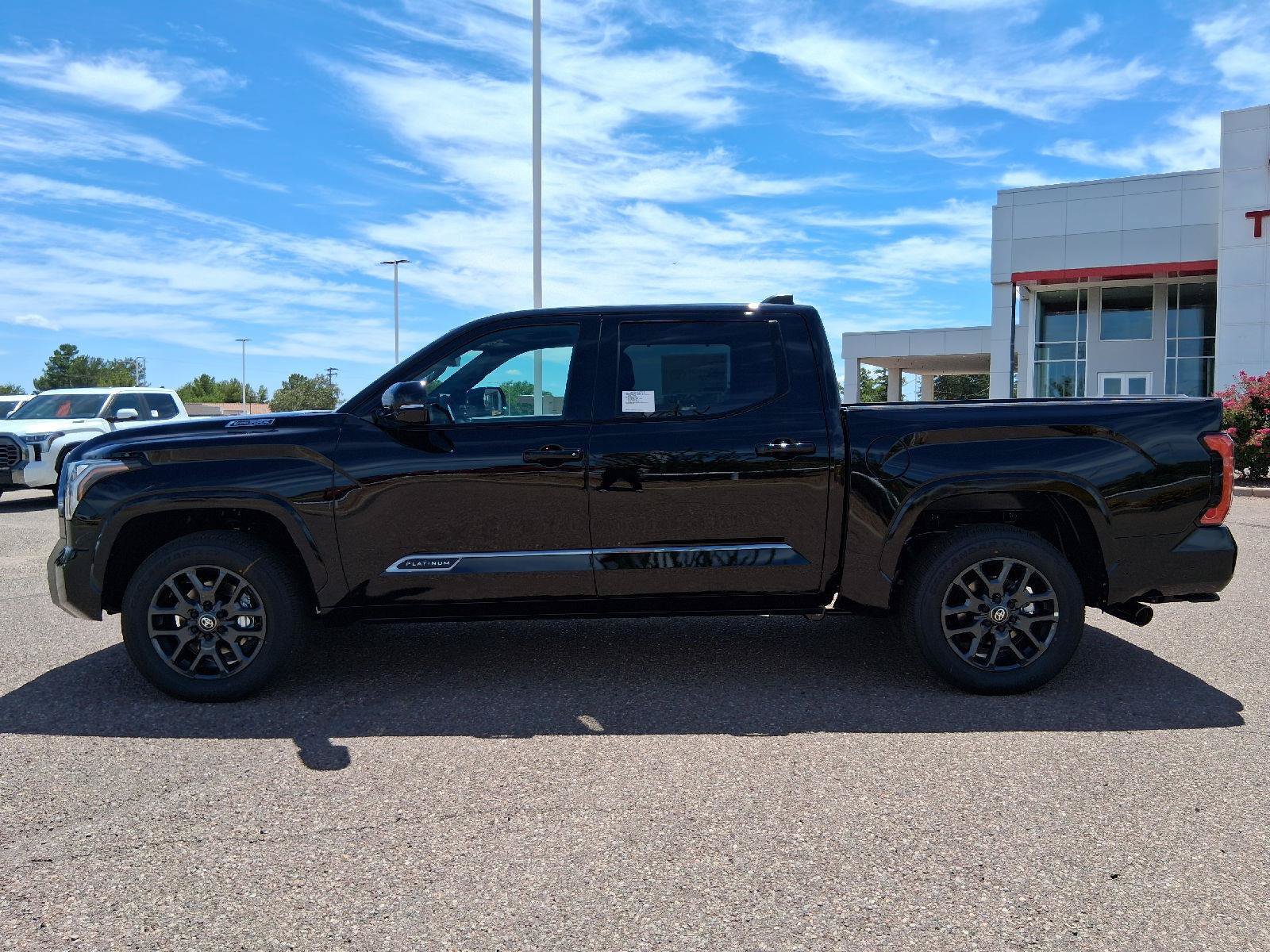 New 2026 Toyota Tundra Platinum w/ Tow Tech Package AWD/4WD image 2