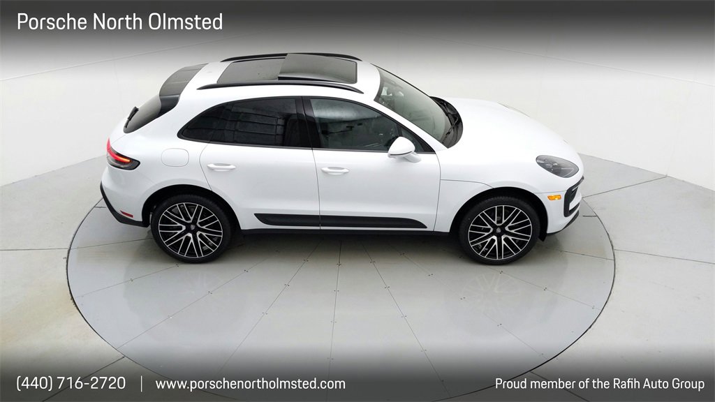 Used 2022 Porsche Macan image 17