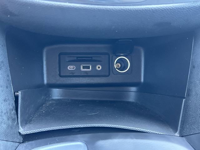 Used 2019 Chevrolet Equinox LT w/ Sun & Navigation Package FWD image 22
