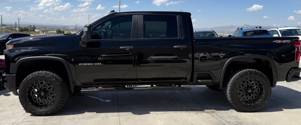 Used 2024 Chevrolet Silverado 2500 Custom w/ Custom Value Package AWD/4WD image 6