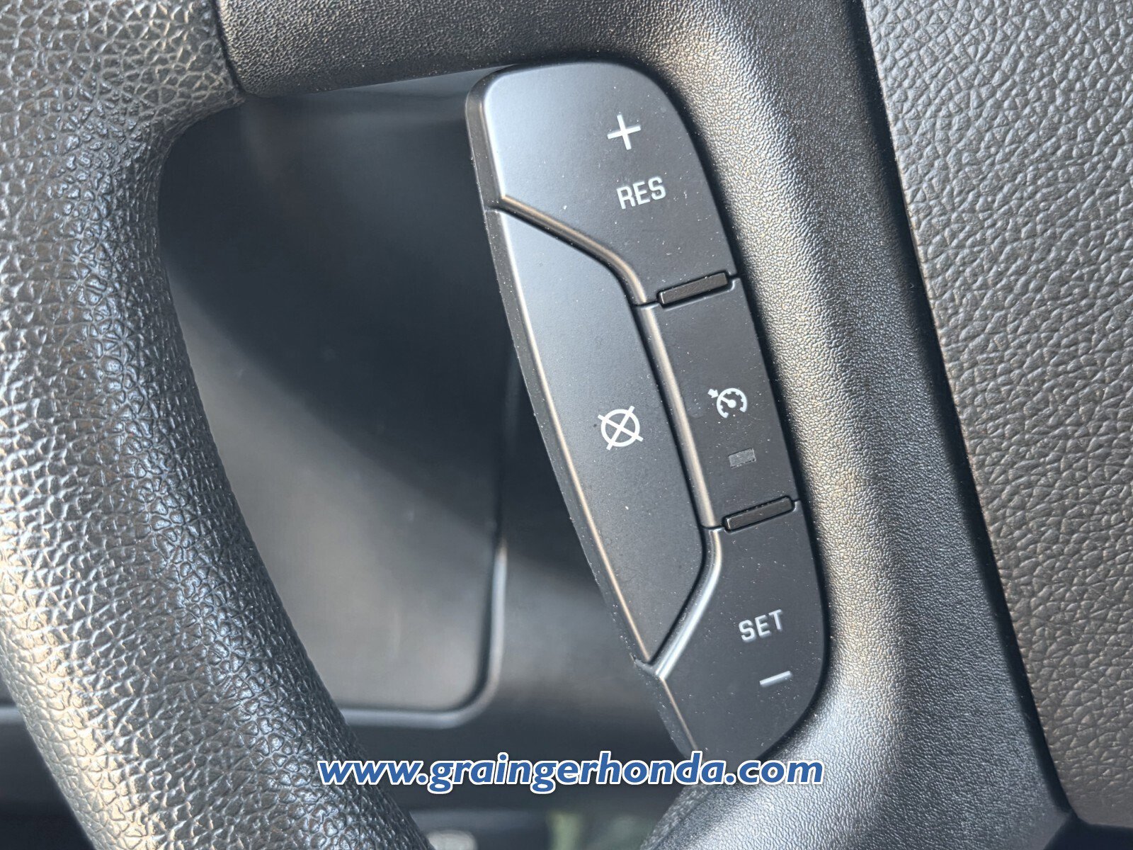 Used 2020 Chevrolet Express 2500 LT w/ LT Preferred Equipment Group image 24