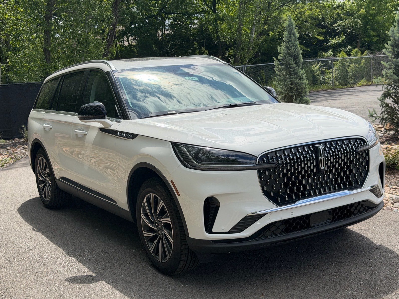 New 2026 Lincoln Aviator AWD image 7