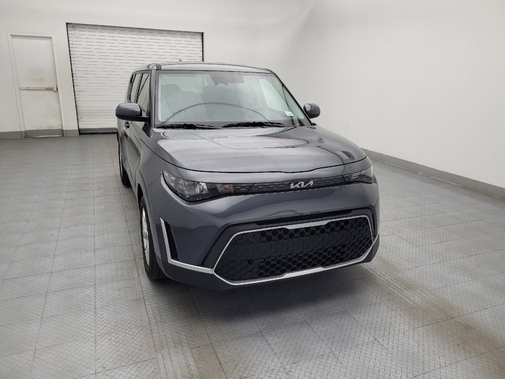 Used 2025 Kia Soul LX image 14