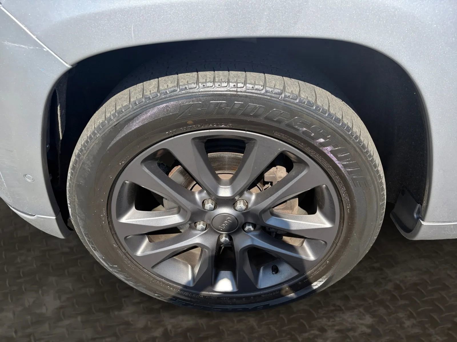 Used 2019 Jeep Grand Cherokee High Altitude AWD/4WD image 36