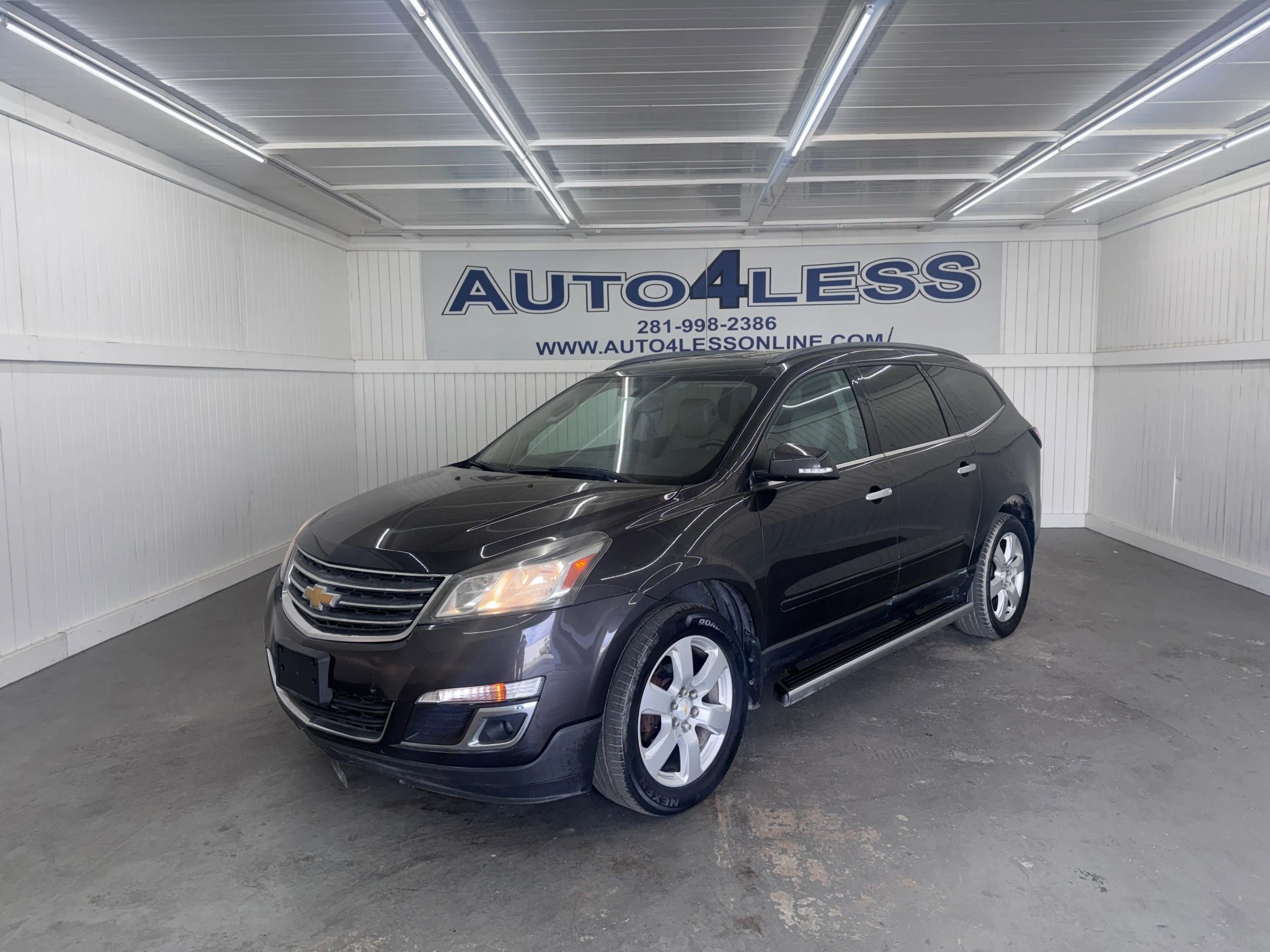 Used 2017 Chevrolet Traverse LT w/ Style and Technology Package