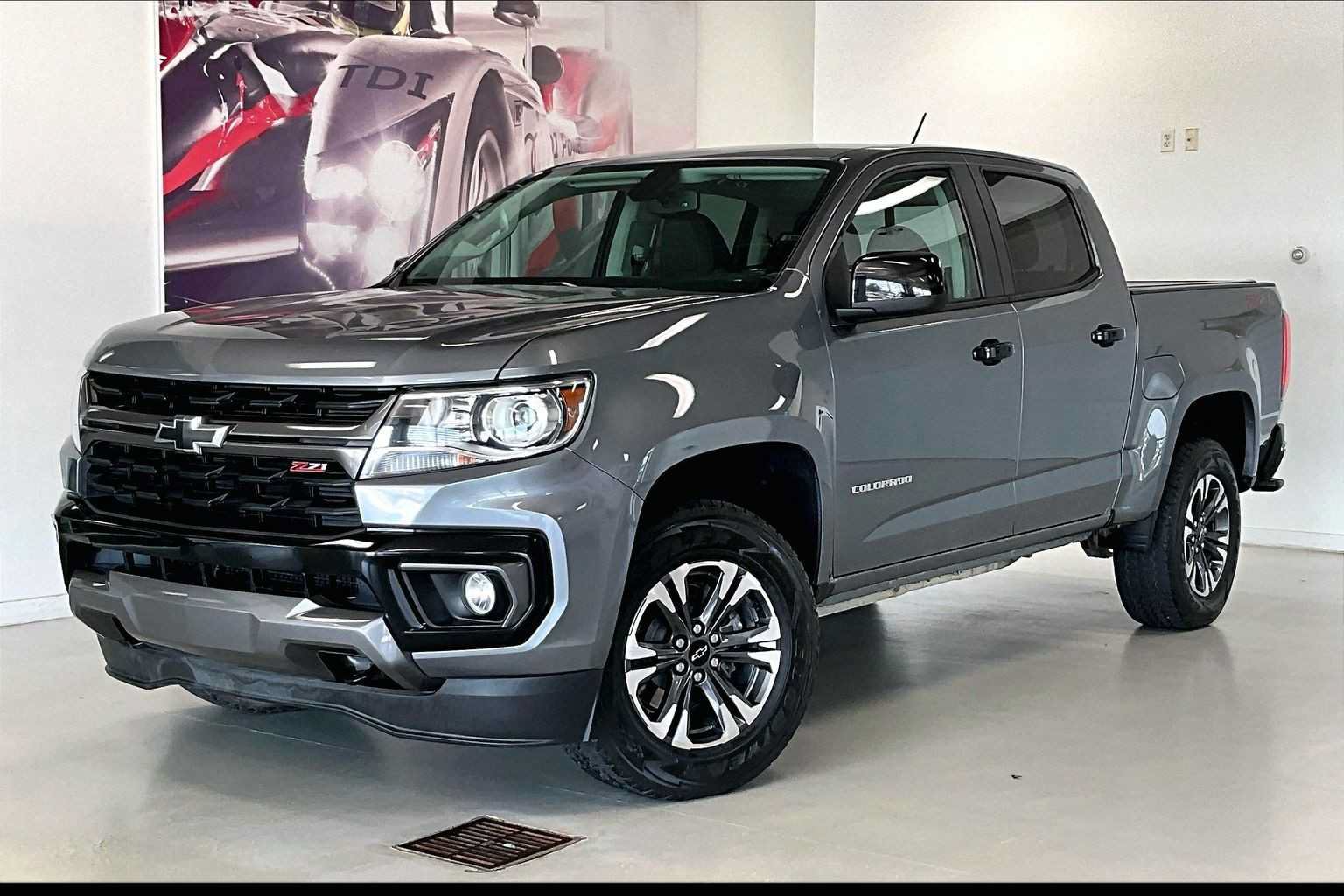 Used 2021 Chevrolet Colorado Z71 AWD/4WD image 1