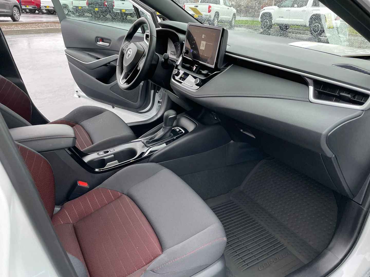 Certified 2025 Toyota Corolla SE image 16