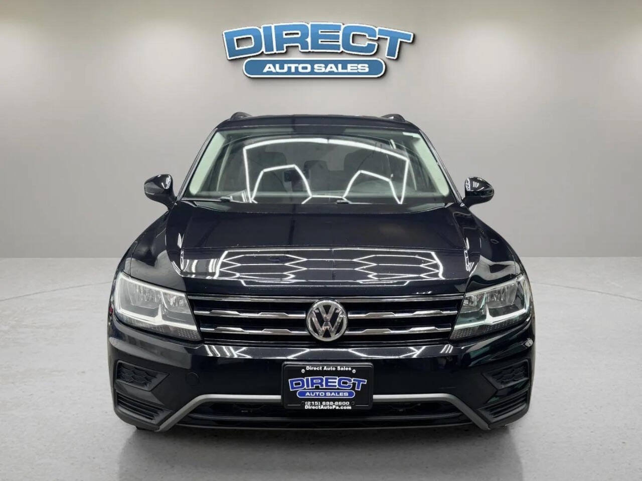 Used 2018 Volkswagen Tiguan SE AWD/4WD image 2