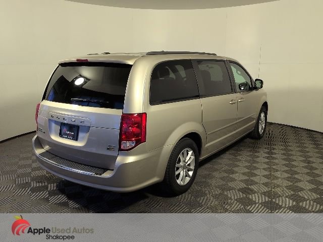 Used 2016 Dodge Grand Caravan SXT FWD image 5