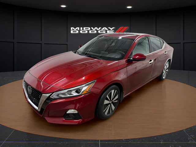 Used 2020 Nissan Altima 2.5 SV FWD image 2