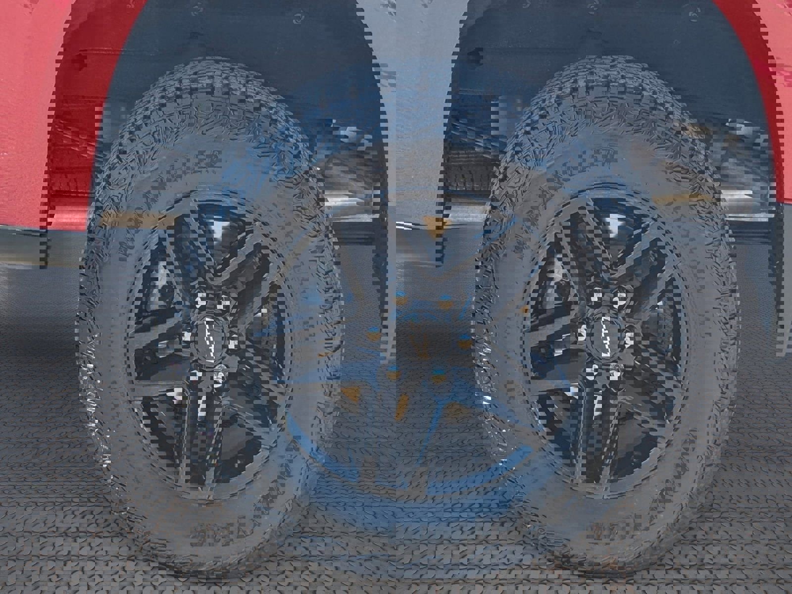 Used 2024 Chevrolet Silverado 1500 LT Trail Boss w/ Convenience Package II image 10