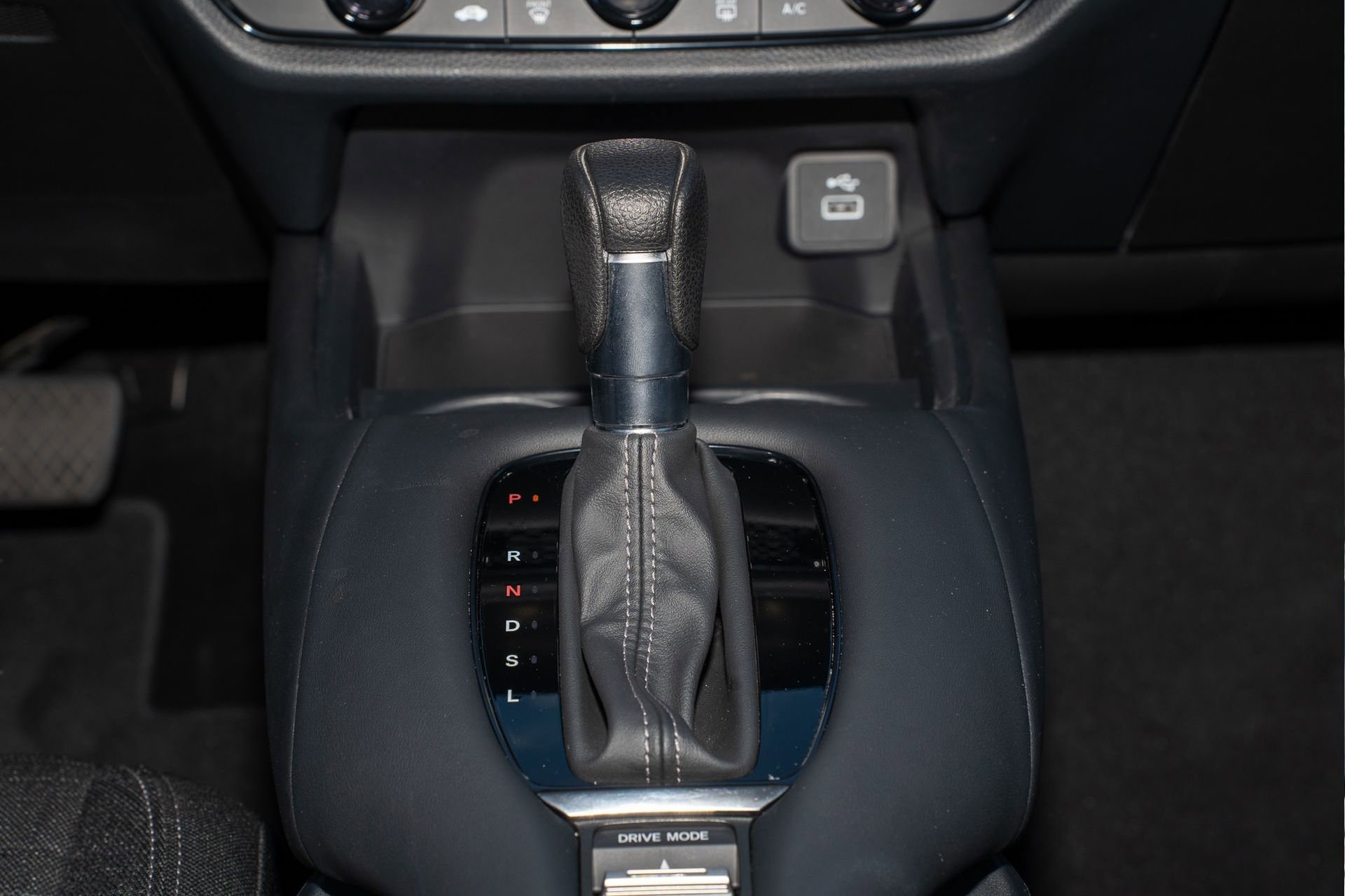 Certified 2023 Honda HR-V LX image 23