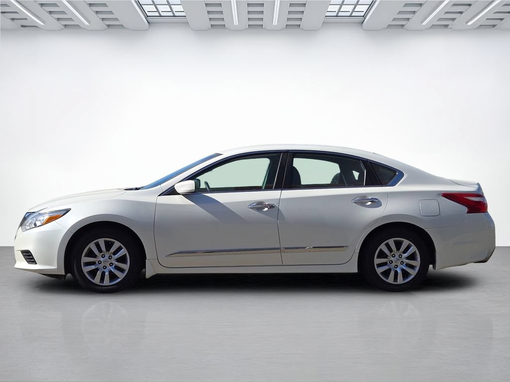 Used 2016 Nissan Altima 2.5 S w/ Power Driver Seat Package FWD image 7