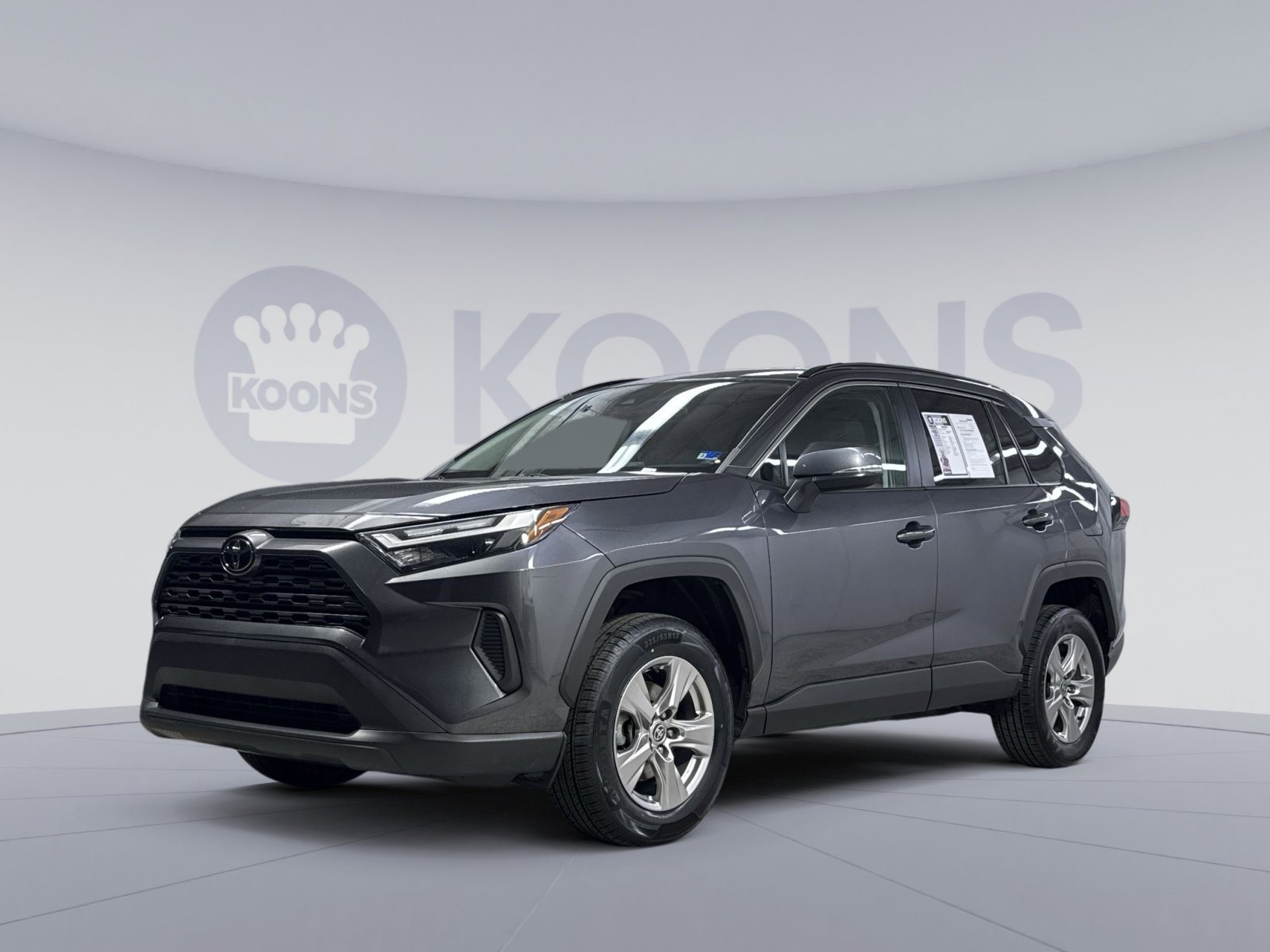 Used 2023 Toyota RAV4 XLE FWD image 1