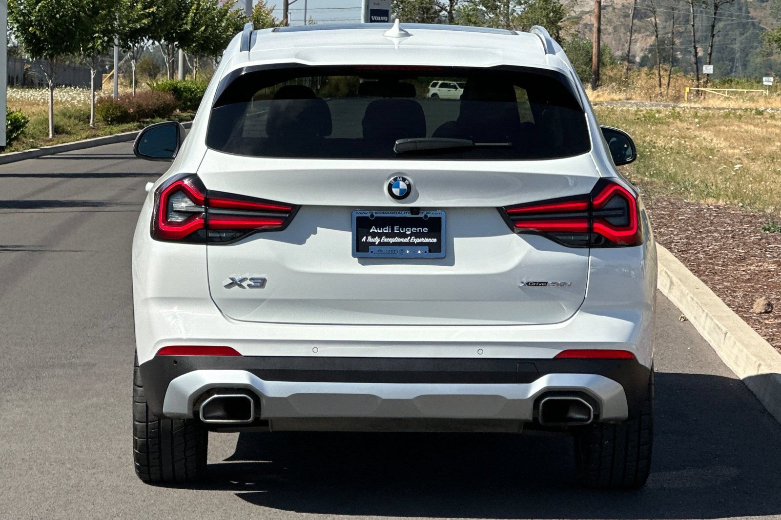 Used 2024 BMW X3 xDrive30i AWD/4WD image 4