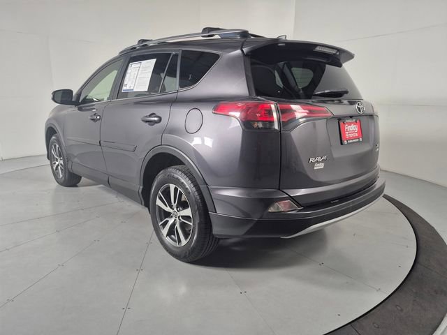 Used 2018 Toyota RAV4 XLE image 3