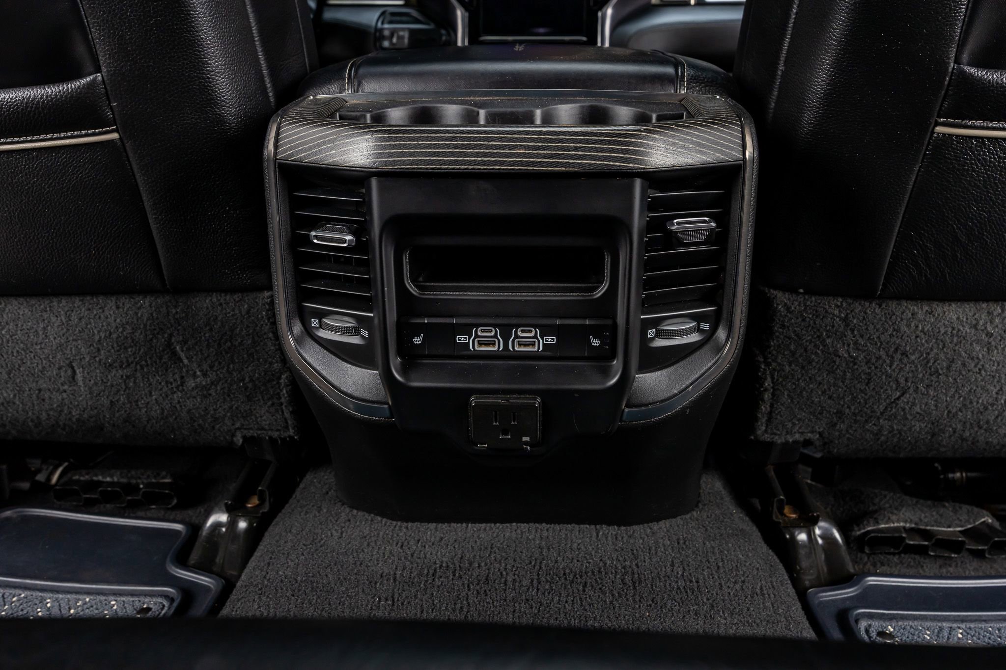 Used 2021 RAM 3500 Limited image 32