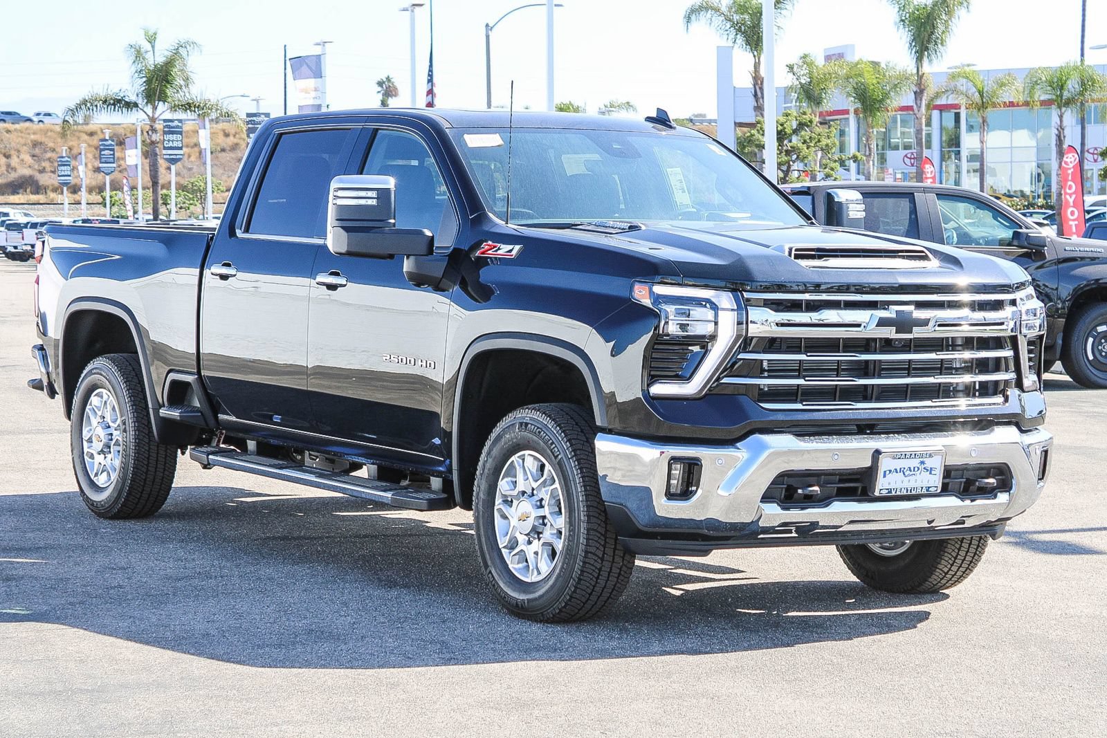 New 2026 Chevrolet Silverado 2500 LTZ w/ LTZ Plus Package AWD/4WD image 3
