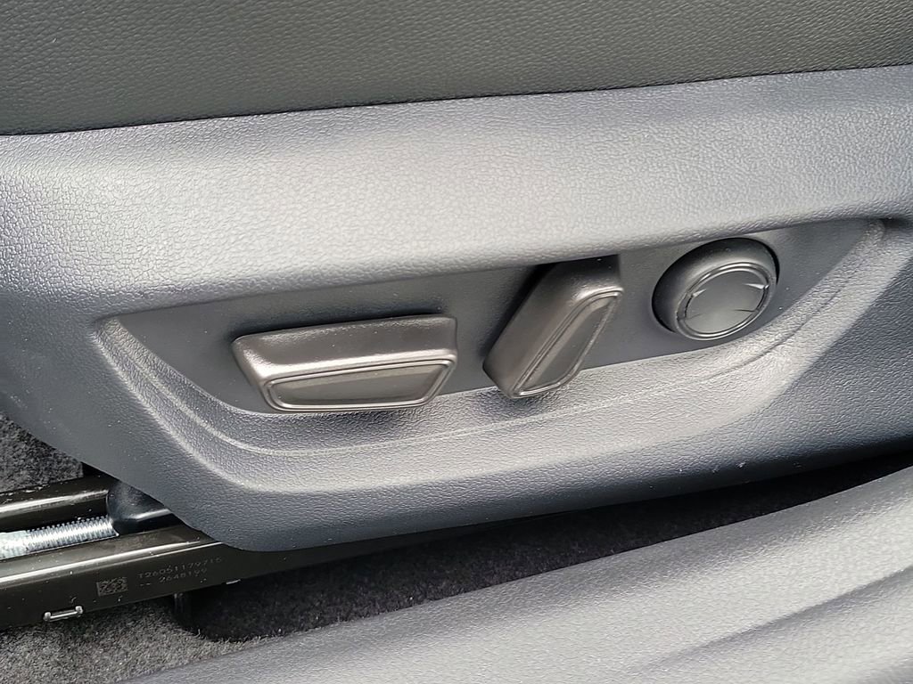 New 2026 Toyota Camry SE image 20