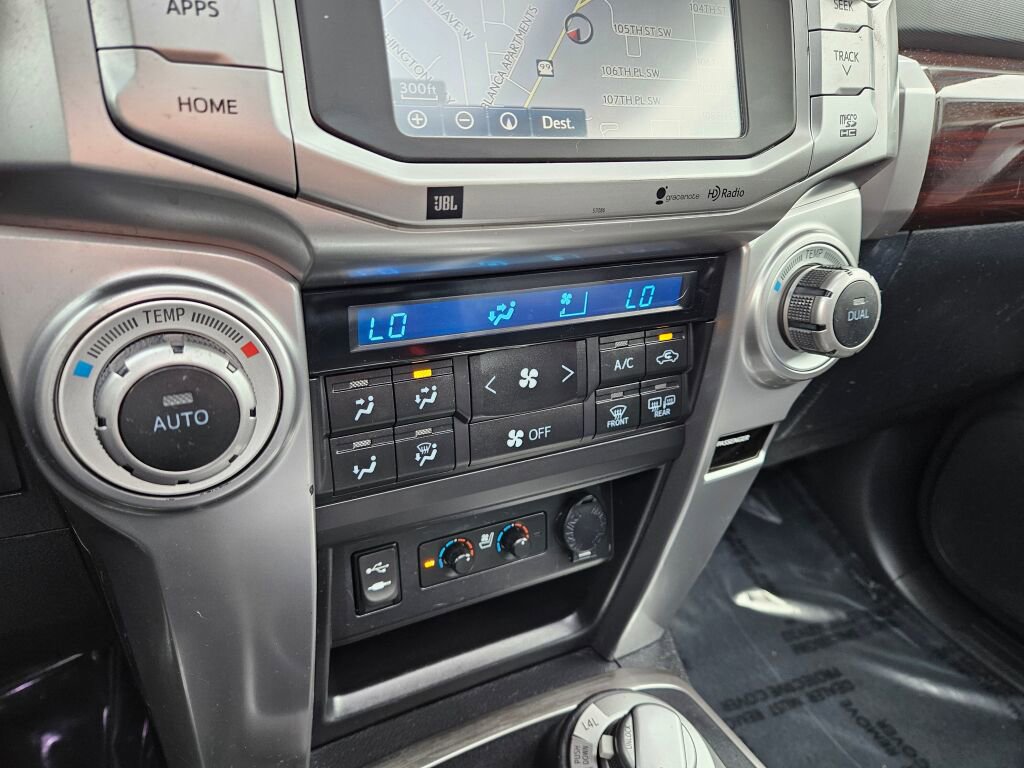 Used 2015 Toyota 4Runner Limited AWD/4WD image 23