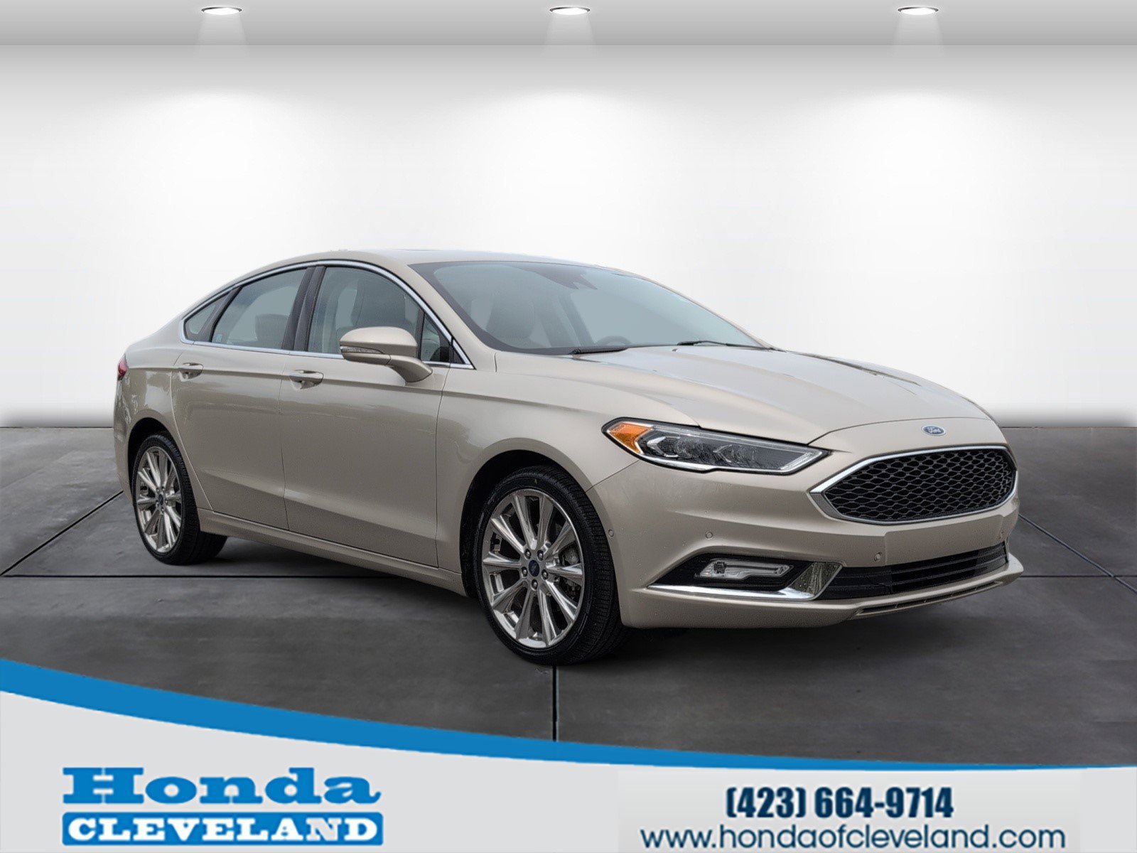 Used 2017 Ford Fusion Platinum AWD/4WD image 1