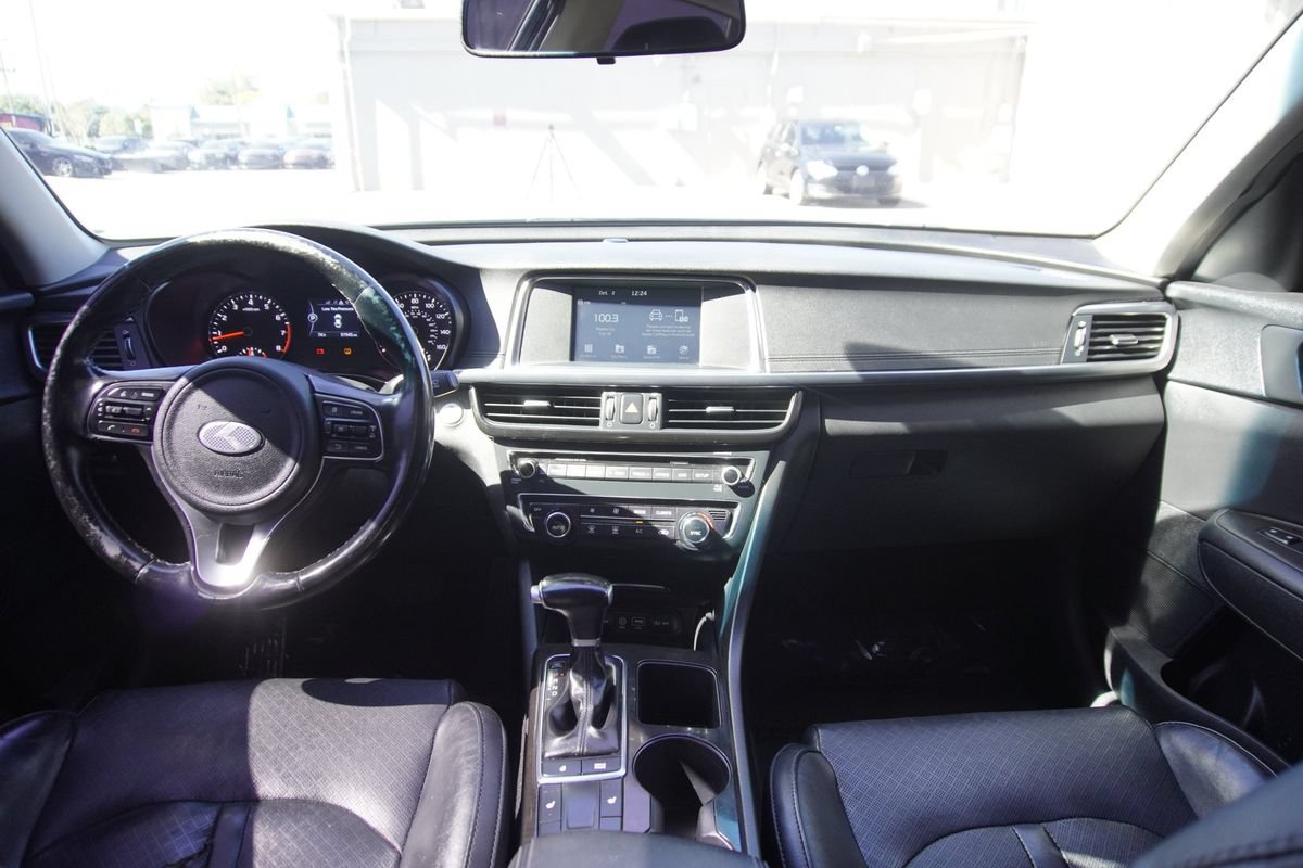 Used 2017 Kia Optima EX FWD image 10
