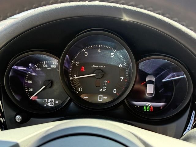 Used 2024 Porsche Macan Turbo AWD/4WD image 12
